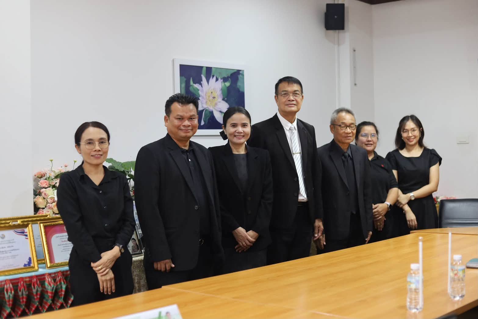 อบจ.อุบลราชธานี เดินหน้าพัฒนาศักยภาพครู จัดประชุมคณะกรรมการประเมินผลงานเพื่อเลื่อนวิทยฐานะที่สูงขึ้น