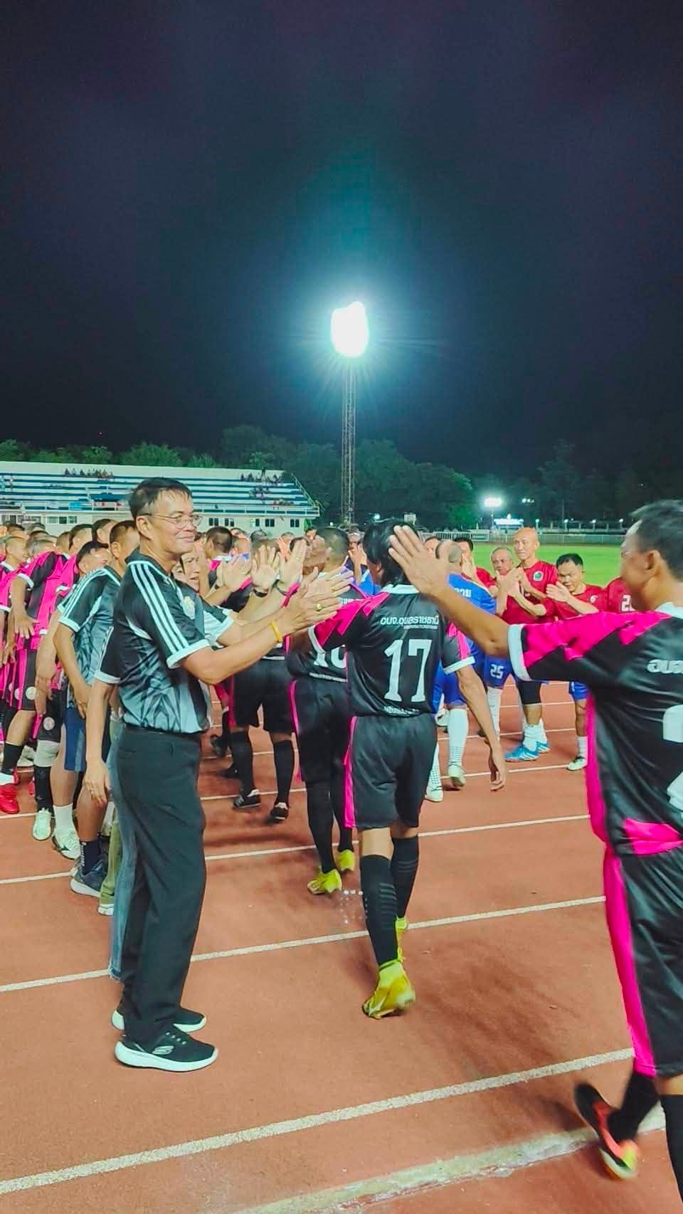 ทีมฟุตบอลอาวุโส อบจ.อุบลราชธานี ฟอร์มแกร่ง! เปิดสนามคว้าชัยเหนือ อบจ.หนองคาย 4–1 ศึก "อบจ.คัพ" ครั้งที่ 2